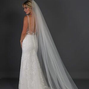 Richard Design Crystal Scatter Cut Edge Veil, Ivory, 114”